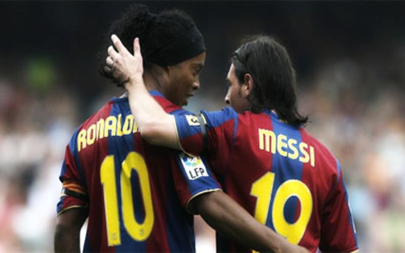 ronaldinho messi.jpg