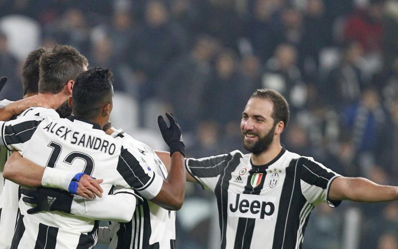 juventus higuain.jpg