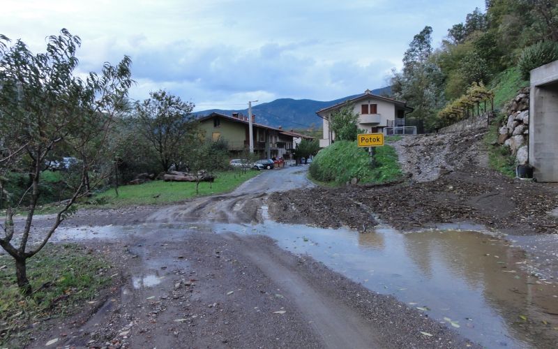 Prebivalci zaselka Potok si želijo trajne, ne začasne rešitve.