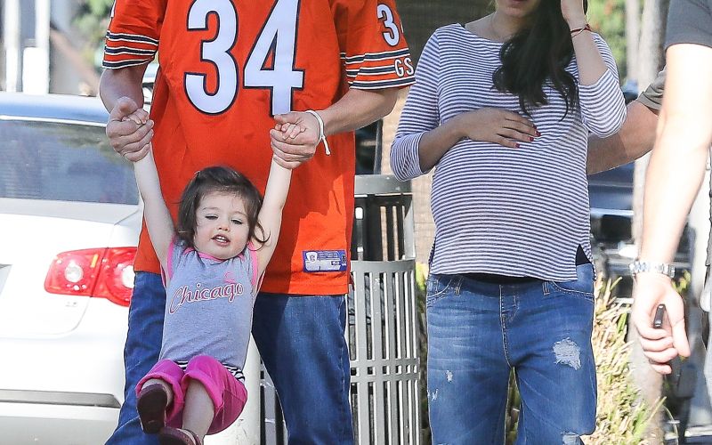 Ashton Kutcher, Mila Kunis.jpg