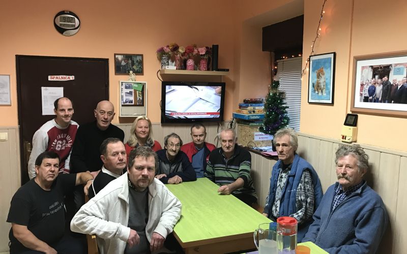 brezdomci, skupni prostor, kuhanje kosila, zavetišče
