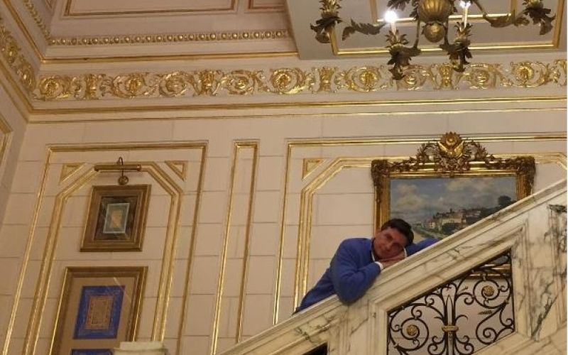 Pahor sloni na ograji