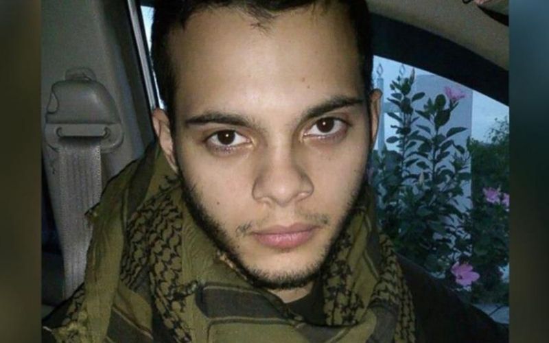 Esteban Santiago.jpg