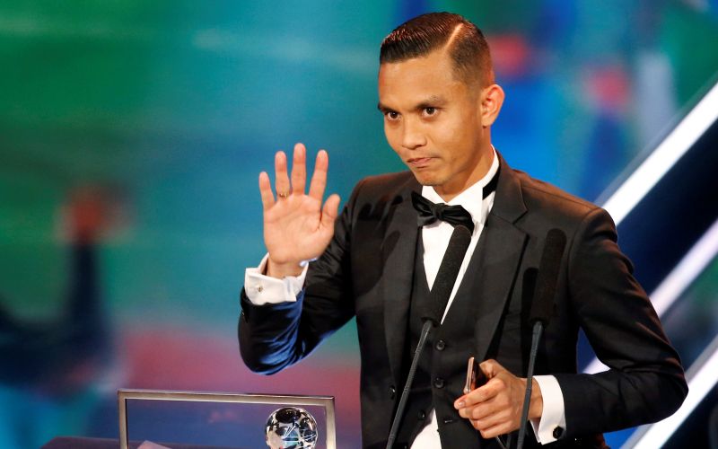 subri re.jpg