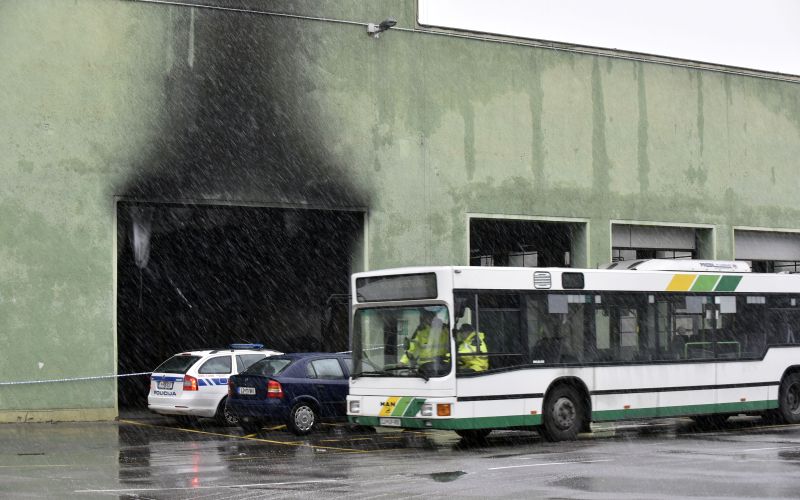 Lpp, požar, garaža.jpg