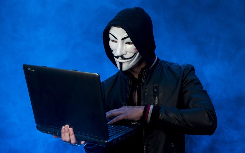 Anonymous, heker.jpg