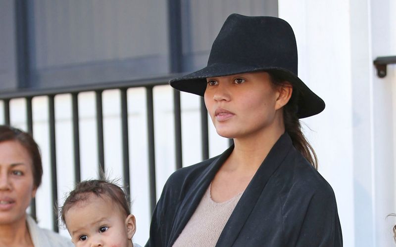 Chrissy Teigen.jpg