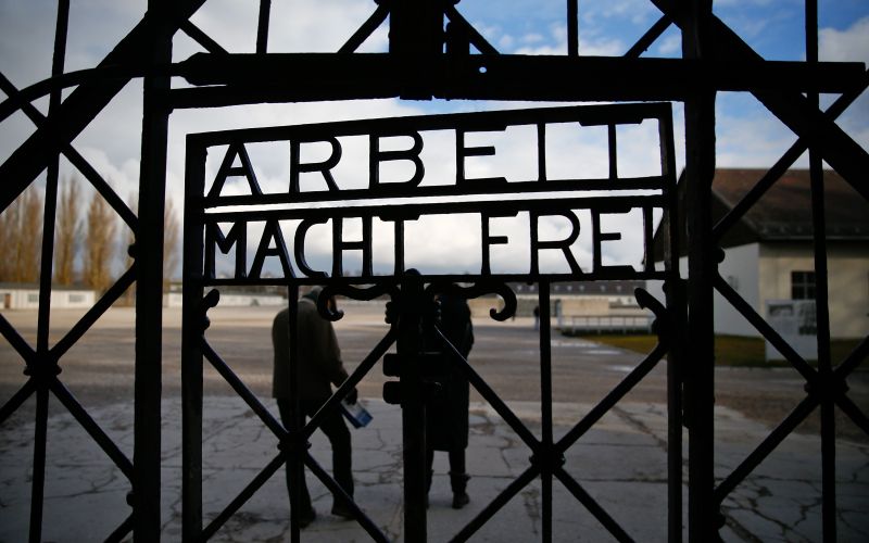 Dachau, taborišče, vrata, delo osvobaja