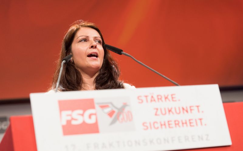 Muna Duzdar.jpg