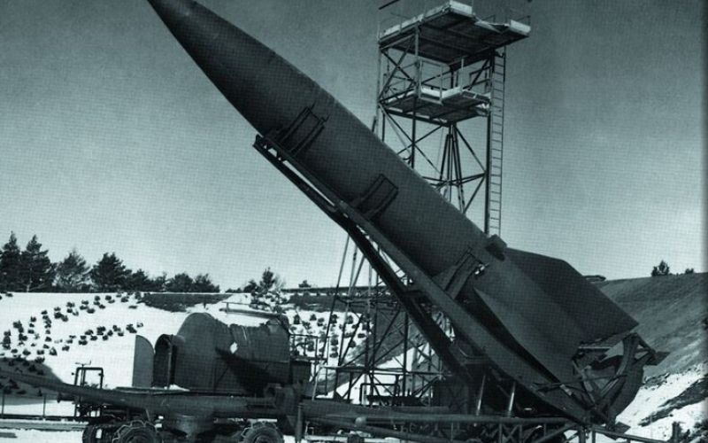 Hitler bi bombardiral ZDA iz vesolja