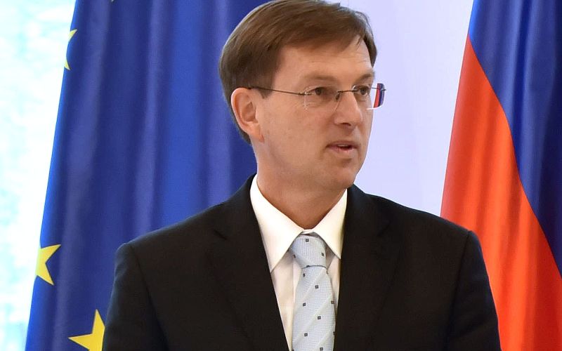 miro Cerar in Mojca Stropnik