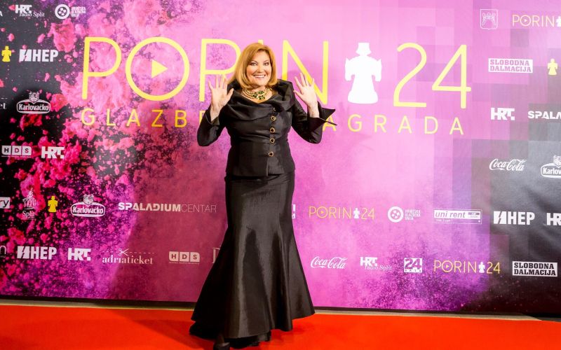 Tereza Kesovija