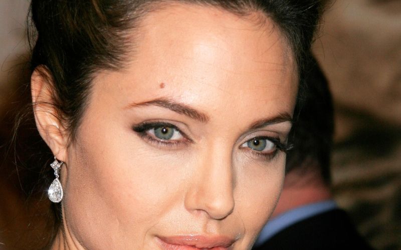 angelina jolie.jpg