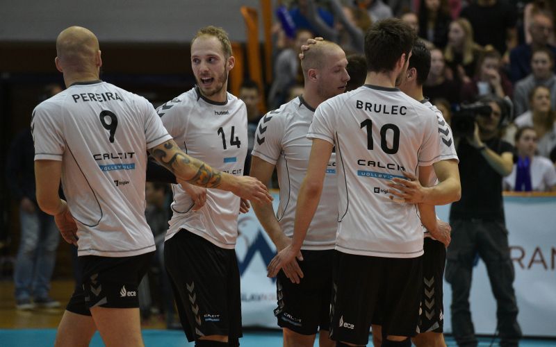 calcit volleyball