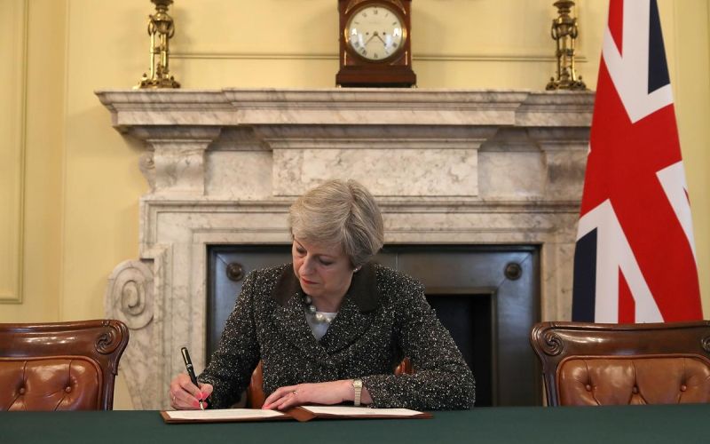 brexit theresa may.jpg