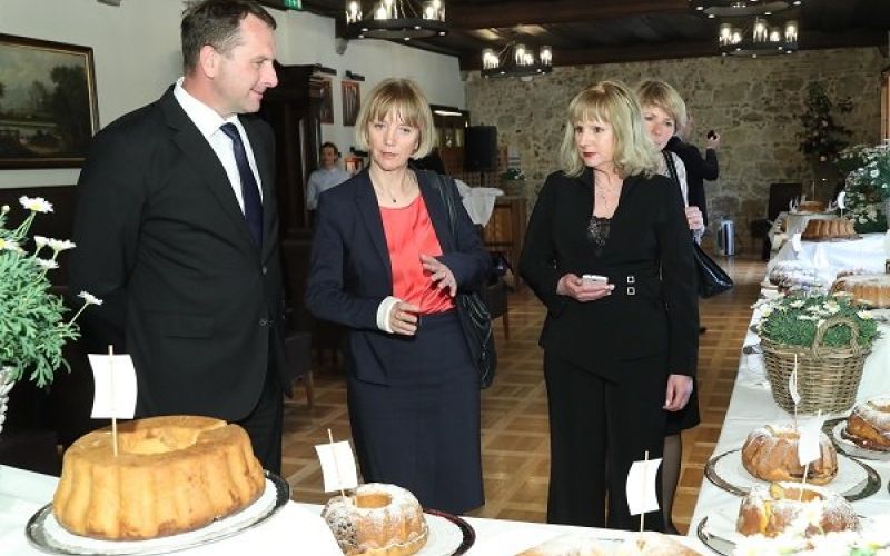 _drzavna_sekretarka_festival_vel_potic_000.jpg