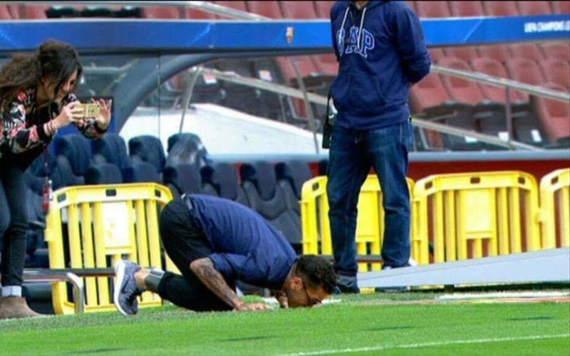 dani alves.jpg