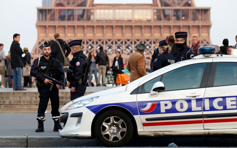 policija, francija, pariz