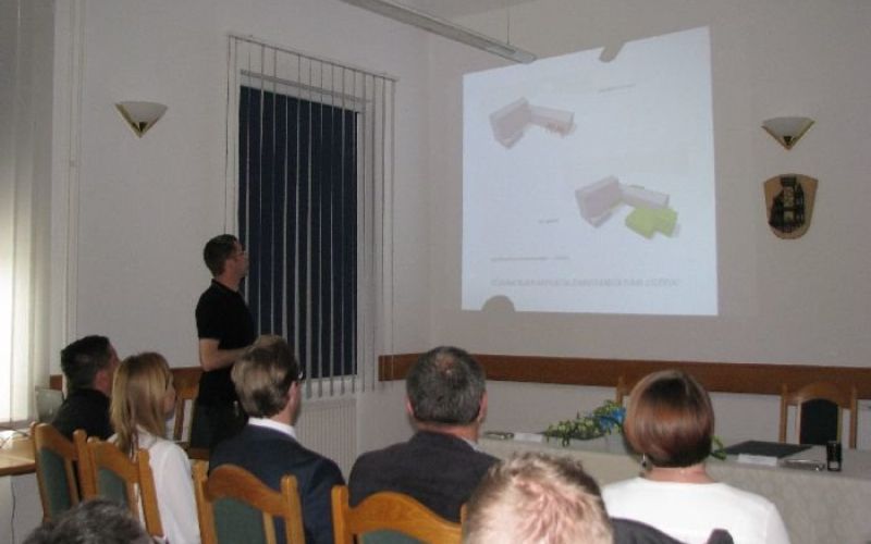 dom001.jpg