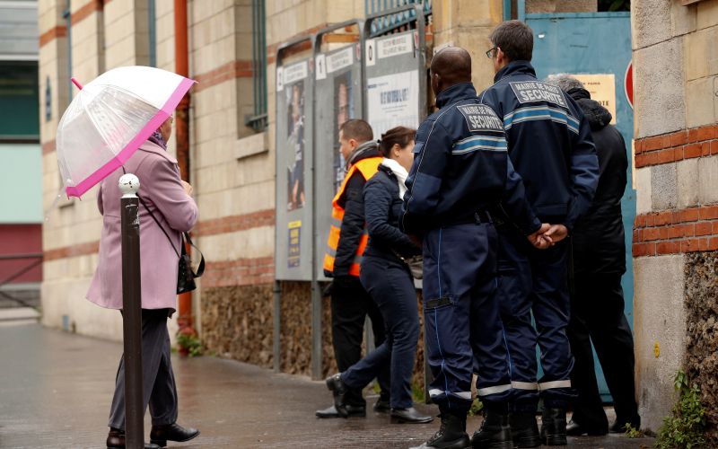 volišče, pariz.jpg