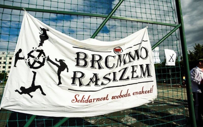 ljubljana_brcnimo_rasizem_transparent.jpg