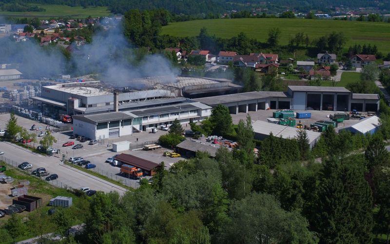 kemis, pozar, vrhnika