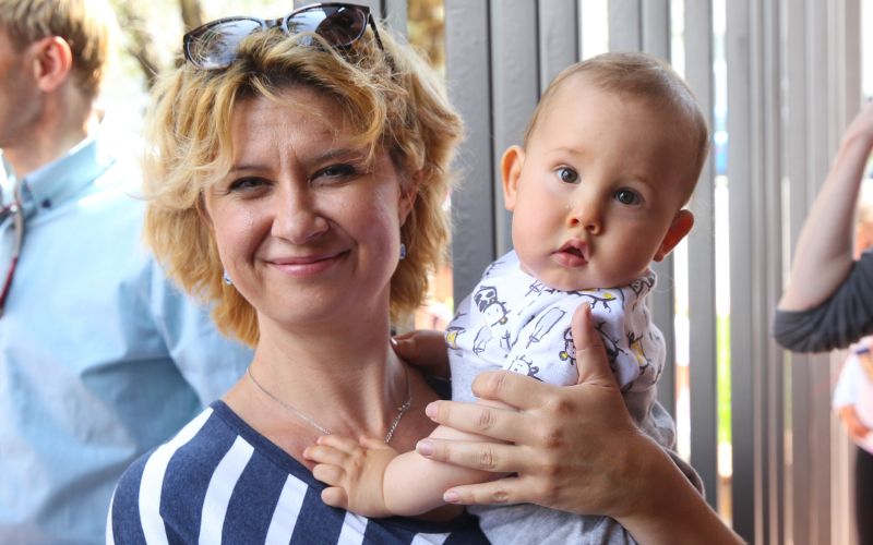 Vesna Pernarčič in sin Krištof