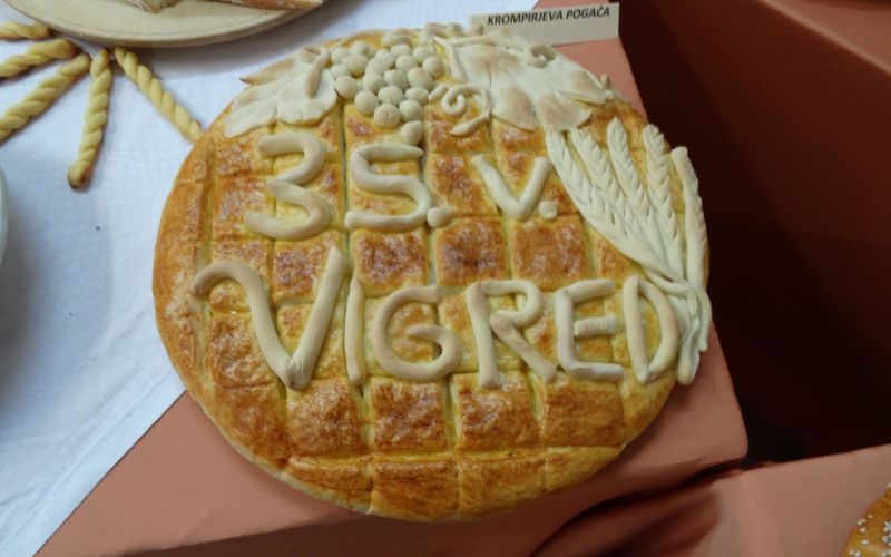 vigred__01_.jpg