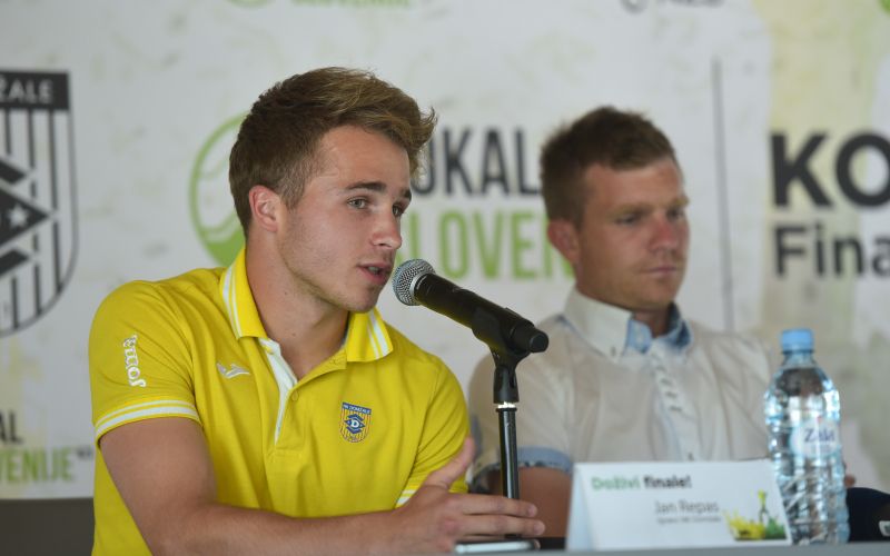 pokal 2 domzale rozman repas.jpg