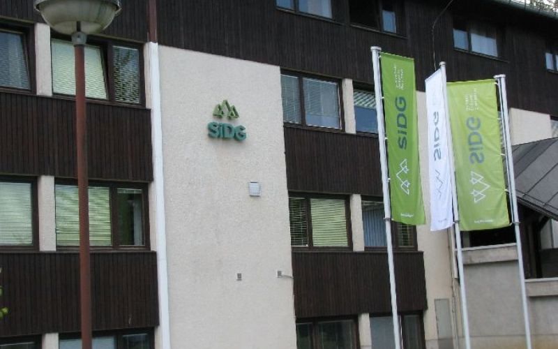 s002.jpg