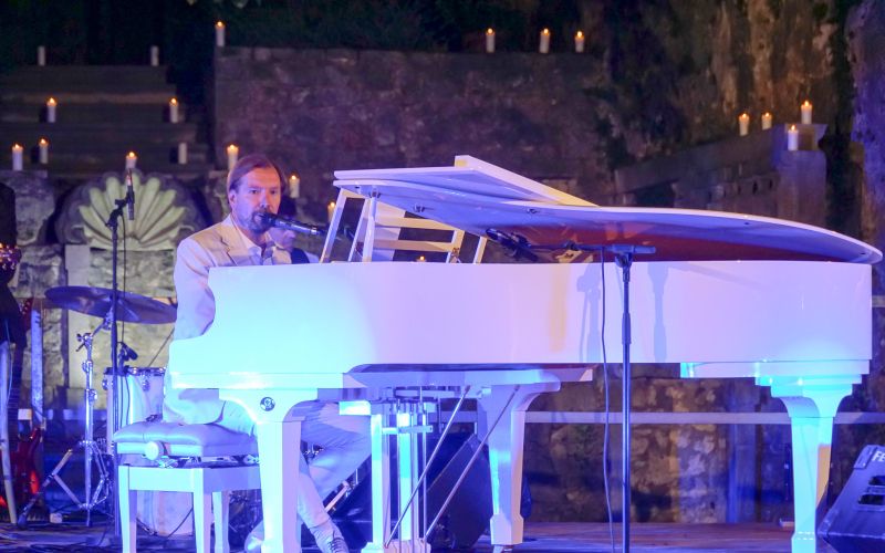 Gianni Rijavec in godalni kvartet - koncert Štanjel