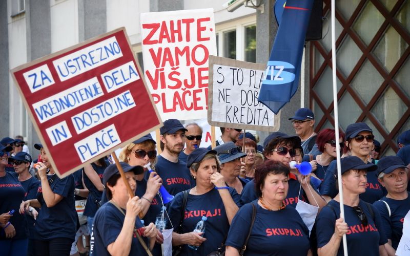 protest-sviz-javni-sektor-vlada_bobo1.jpg