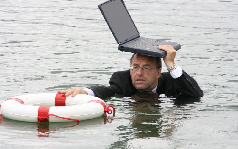 moški,voda.jpg