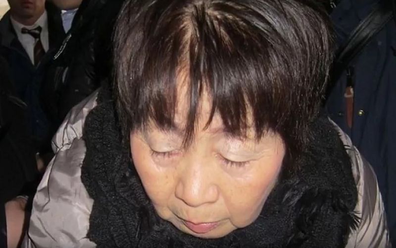 Chisako Kakehi, črna vdova