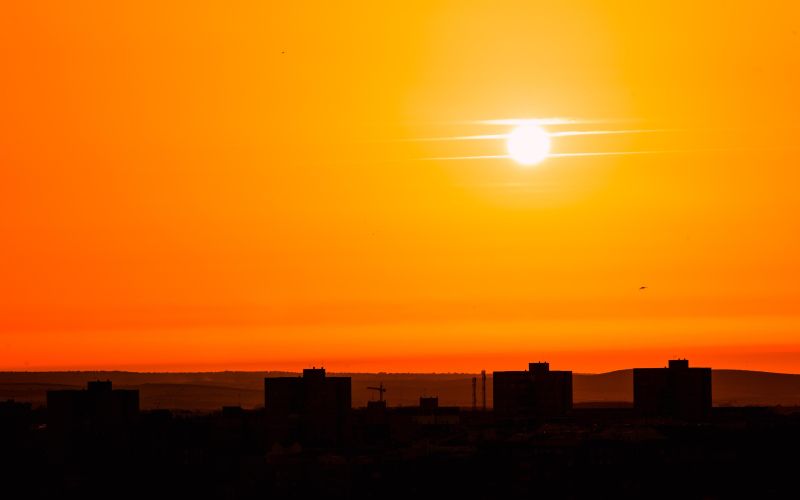 Vročina, temperature, sonce, sončni zahod, sončni vzhod.jpg