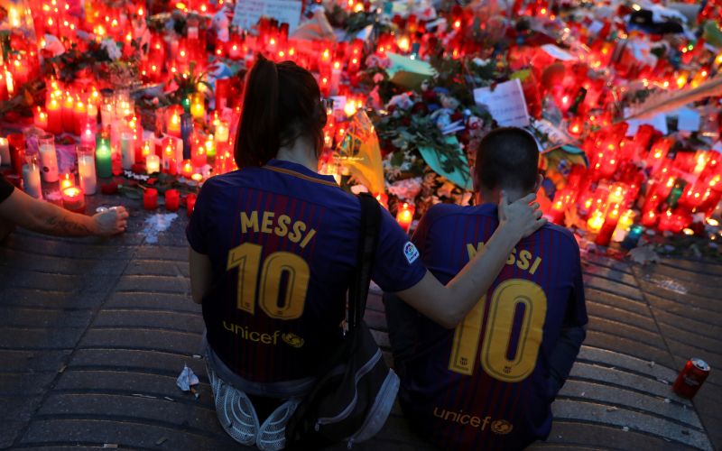 spomin na žrtve v barceloni, terorizem, barcelona