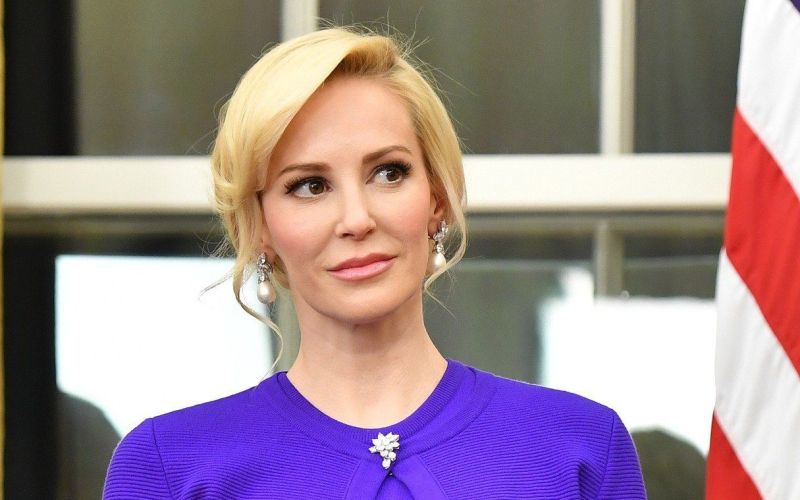 Louise Linton 1.jpg