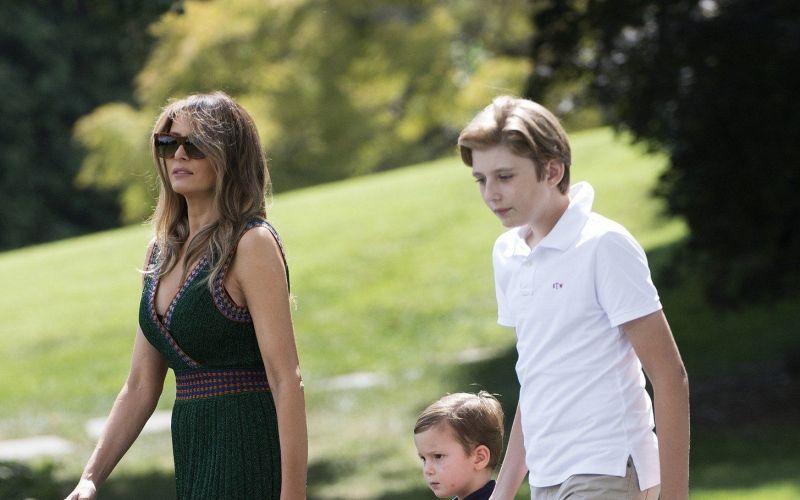 melania trump obleka zelena.jpg