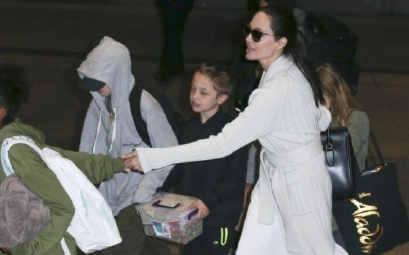 Angelina Jolie.jpg