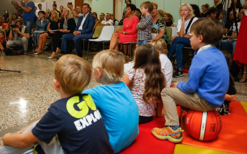 prvi šolski dan, Miro Cerar, ministrica, Maja Makovec Brenčič