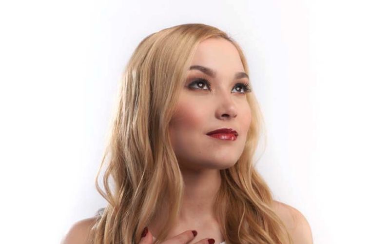 eva cerne.jpg