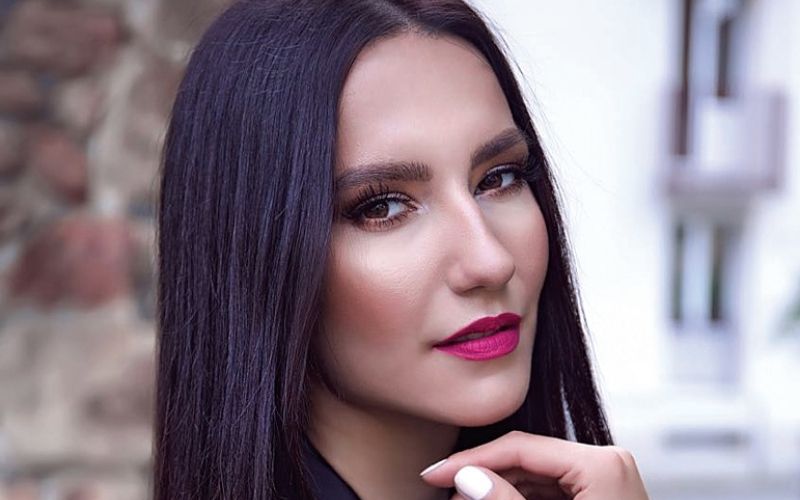 eva zimet.jpg
