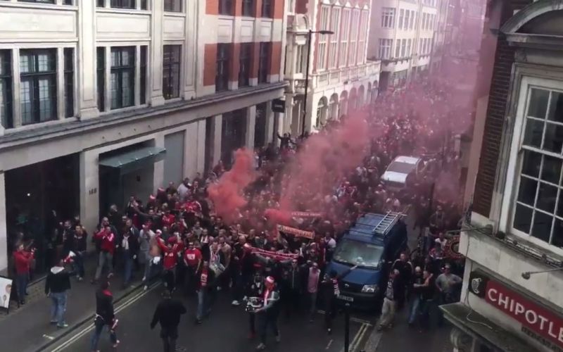 koln fans.jpg
