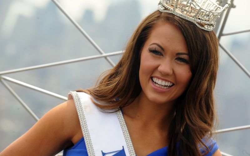 cara mund.jpg