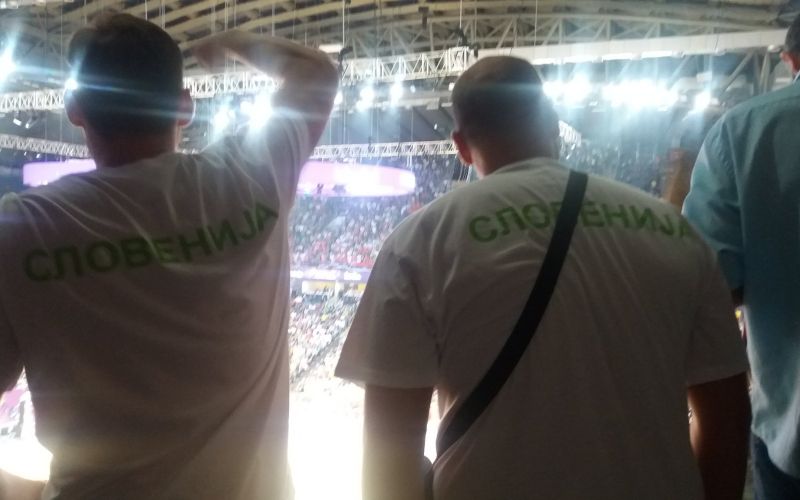 slovenija navijaci.jpg