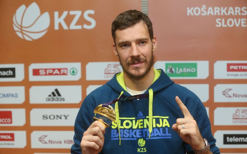 goran dragic PL.JPG