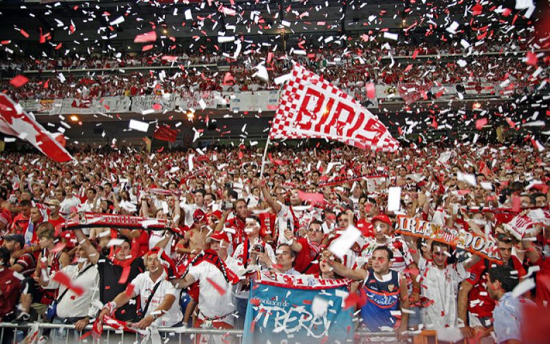 sevilla navijaci.jpg