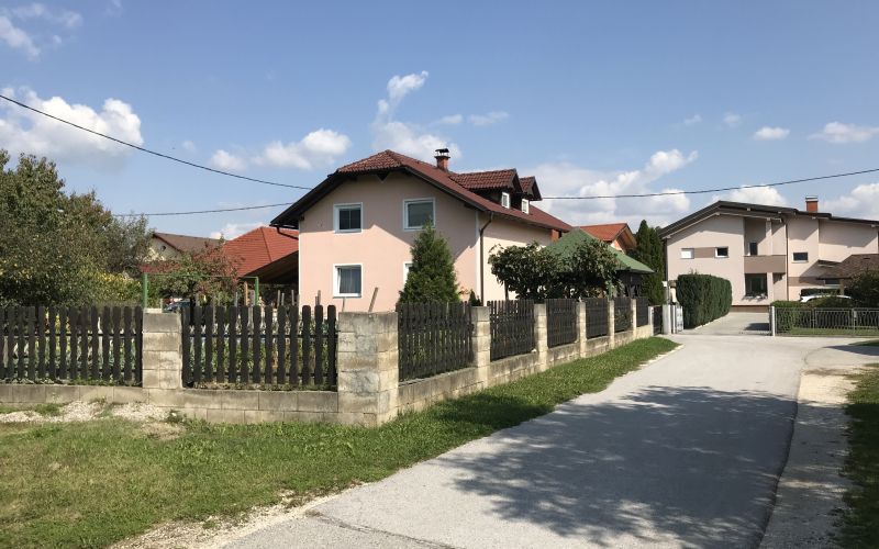 hoče