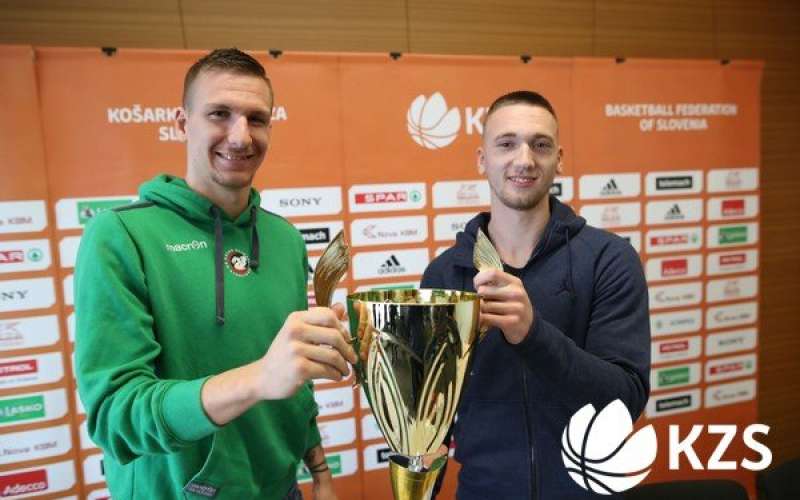 novinarska_konferenca_superpokal_2017_petrol_olimpija___krka_15.jpg