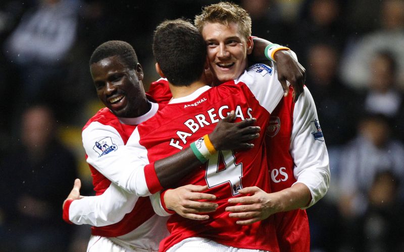 Emmanuel Eboue re.jpg